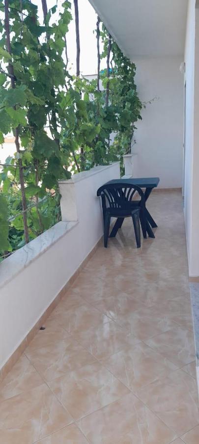 Casa Intera La Paghi Come Una Camera The Home With The Price Of A Room دراس المظهر الخارجي الصورة