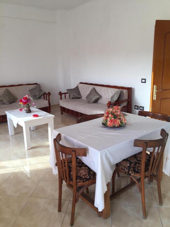 Casa Intera La Paghi Come Una Camera The Home With The Price Of A Room دراس المظهر الخارجي الصورة