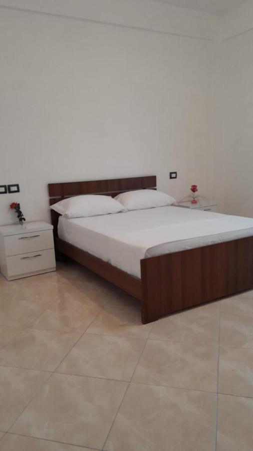 Casa Intera La Paghi Come Una Camera The Home With The Price Of A Room دراس المظهر الخارجي الصورة