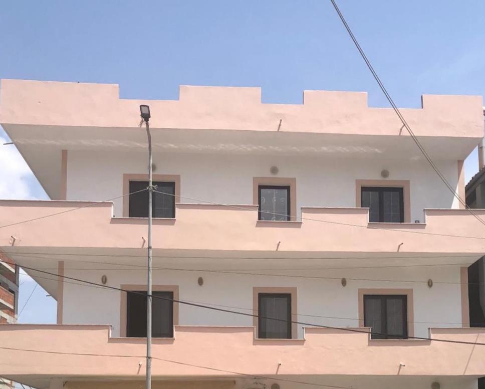 Casa Intera La Paghi Come Una Camera The Home With The Price Of A Room دراس المظهر الخارجي الصورة