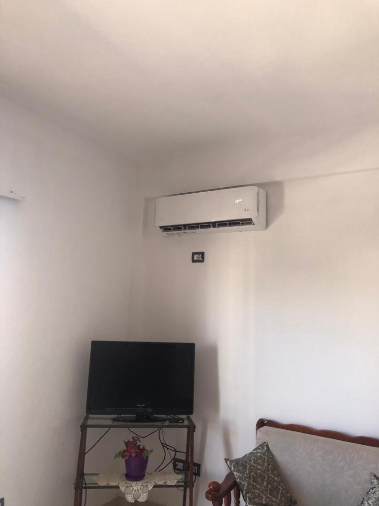 Casa Intera La Paghi Come Una Camera The Home With The Price Of A Room دراس المظهر الخارجي الصورة